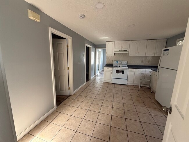 property at 18 Meadow St