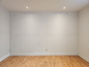 1015 Dupont St in Toronto, ON - Building Photo - Building Photo