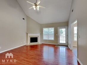 225 Shiver Blvd in Covington, GA - Building Photo - Building Photo