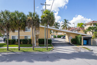 Snake Creek Landing Condos in North Miami Beach, FL - Building Photo - Building Photo