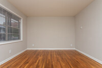 1295 West Apartments in Atlanta, GA - Building Photo - Interior Photo