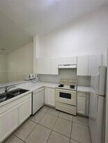 1661 SE 28th St in Homestead, FL - Building Photo