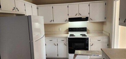 123 Keystone Plz, Unit 123 Keystone Plaza in Panama City, FL - Building Photo - Building Photo