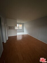 961 S Kenmore Ave in Los Angeles, CA - Building Photo - Building Photo