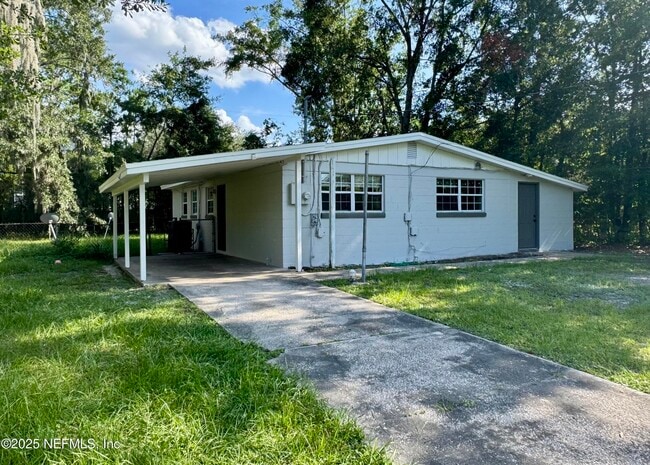 7054 Red Robin Dr in Jacksonville, FL - Building Photo - Building Photo