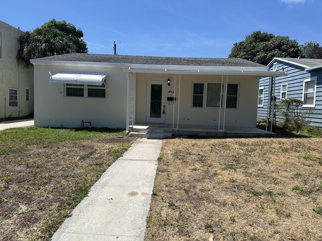 property at 410 44th St