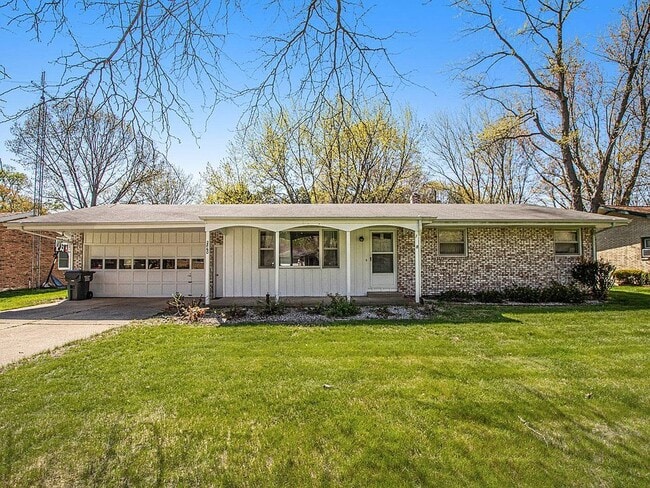 property at 2860 Marilyn Dr