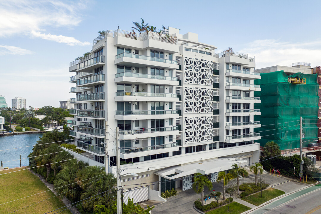 The Ivory Residence Condo in Bay Harbor Islands, FL - Building Photo