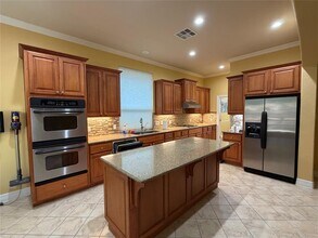 1219 Pine Forest Cir in Round Rock, TX - Building Photo - Building Photo