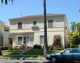 149 S Palm Dr in Beverly Hills, CA - Foto de edificio - Building Photo