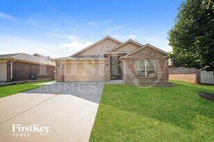 1108 SW 158th St in Oklahoma City, OK - Building Photo