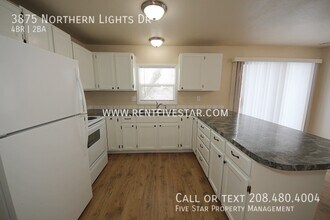 3875 Northern Lights Dr in Pocatello, ID - Building Photo - Building Photo