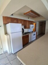 1909 S Atlantic Ave in Daytona Beach, FL - Building Photo - Building Photo