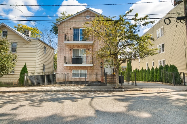 property at 35 New St