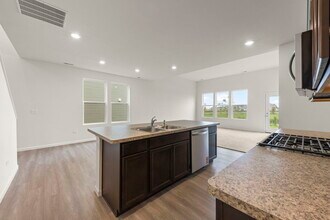 2416 Tailshot Rd in Naperville, IL - Building Photo - Building Photo