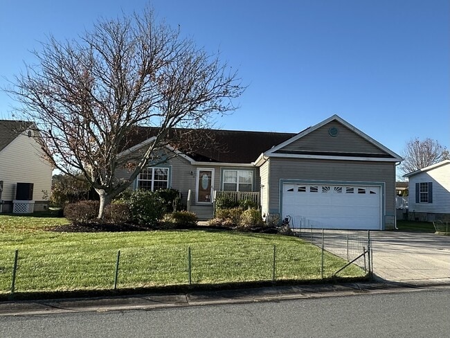 property at 47 Blue Heron Cir