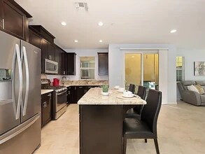 2025 Honey Church Pl in Roseville, CA - Building Photo - Building Photo