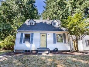 10940 SW Errol St in Tigard, OR - Building Photo - Building Photo