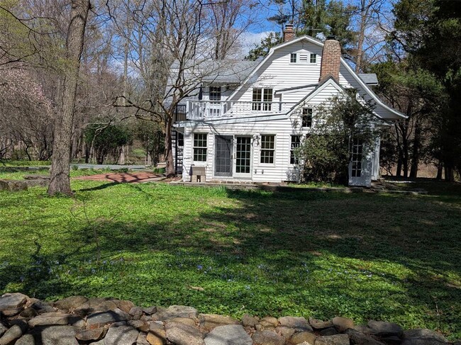 property at 288 Rte 9W