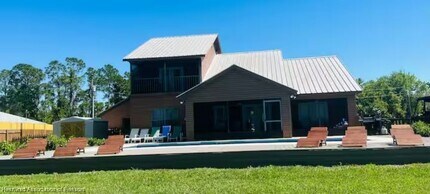 3116 Tanglewylde Ave in Lake Placid, FL - Building Photo - Building Photo