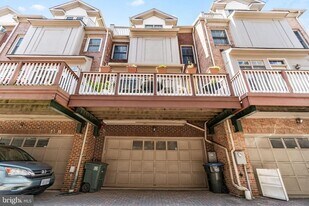 727 N Vermont St in Arlington, VA - Building Photo