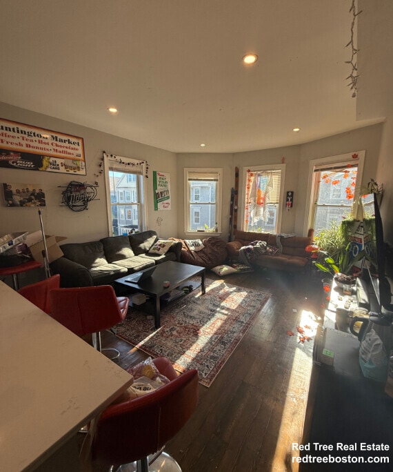 71 Hillside St, Unit 3