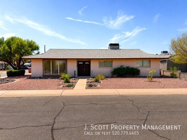 property at 6522 E Palm Ln