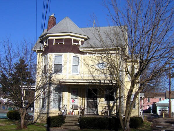 212 South Fifth St in Newark, OH - Foto de edificio