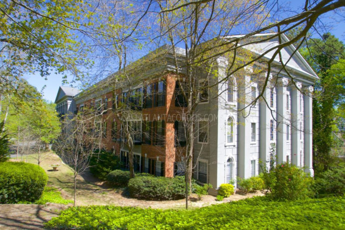 Vanderbilt Condo Clubhouse in Atlanta, GA - Building Photo