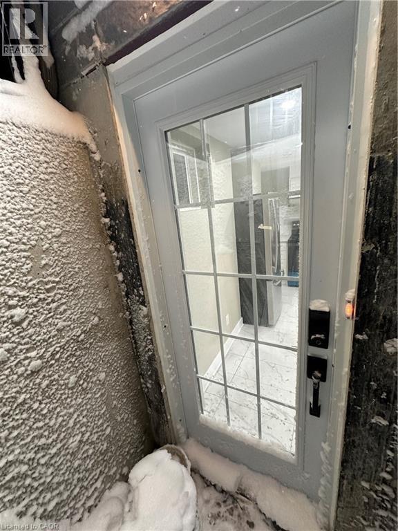 2 Austin Hewitt St in Kitchener, ON - Building Photo - Building Photo