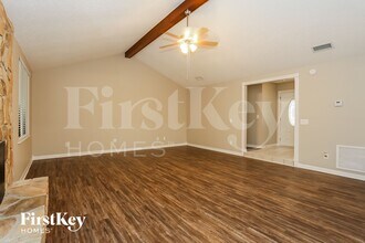 10178 Indian Princess Rd W in Jacksonville, FL - Foto de edificio - Building Photo