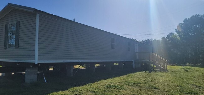 1316 Colon Rd in Sanford, NC - Building Photo - Building Photo