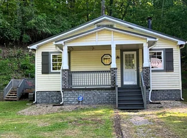 property at 1943 Jones Bend Rd