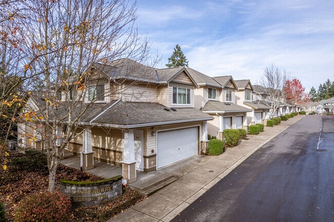 Canterbury Heights Condos in Portland, OR - Foto de edificio - Building Photo