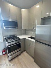 201 Lareine Ave in Bradley Beach, NJ - Building Photo - Building Photo