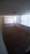 6018 Norwalk Blvd, Unit #200 in Whittier, CA - Foto de edificio - Building Photo