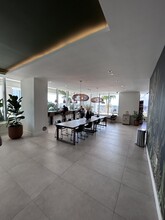142 SW 5th Ave, Unit 305 in Miami, FL - Building Photo - Building Photo