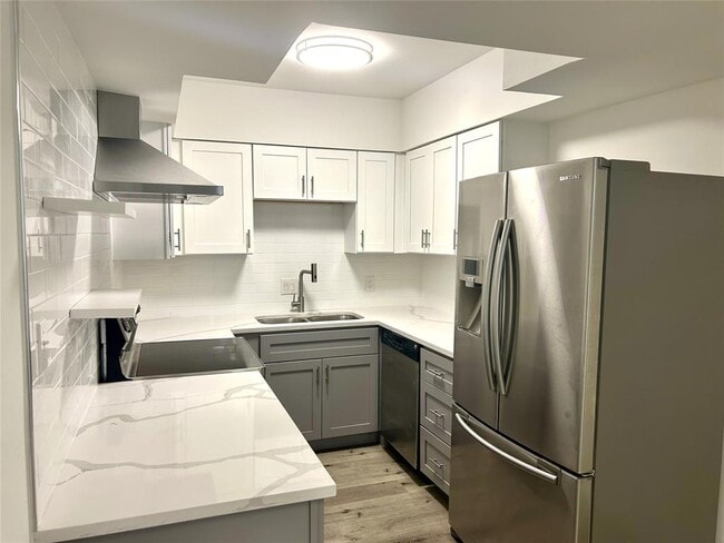 property at 2601 Bellefontaine