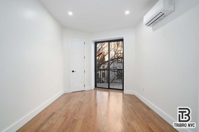 215 S 4th St in Brooklyn, NY - Building Photo - Building Photo