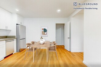 7949 Romaine St in West Hollywood, CA - Building Photo - Building Photo