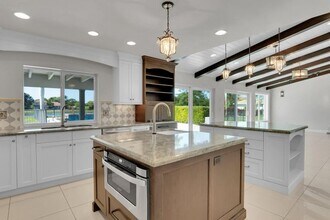 8631 Steeplechase Dr in Palm Beach Gardens, FL - Building Photo - Building Photo