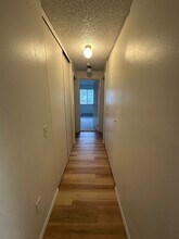 14133 NE 7th Pl in Bellevue, WA - Building Photo - Building Photo