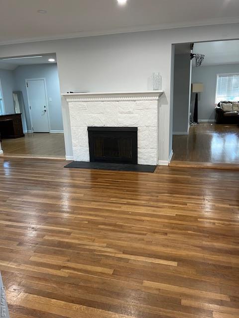 389 Andrews Rd in East Williston, NY - Building Photo - Building Photo