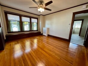 16 Davis Ave, Unit 1 in Cranston, RI - Building Photo - Building Photo