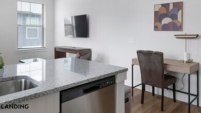 11122 Hambright Jct Dr in Huntersville, NC - Foto de edificio - Building Photo