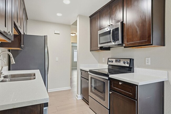 1688 Branham Park Pl in San Jose, CA - Building Photo - Building Photo