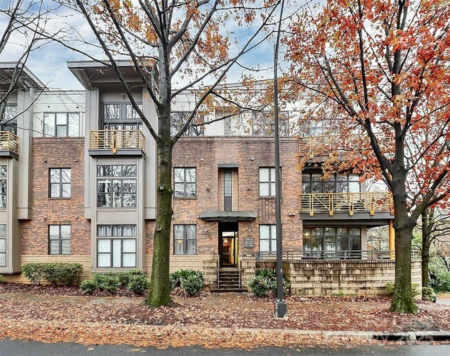 712 N Davidson St in Charlotte, NC - Building Photo - Building Photo