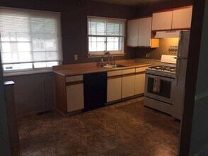 1764 Charter St in Lincoln Park, MI - Building Photo - Building Photo