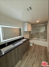 4806 Sylmar Ave in Los Angeles, CA - Building Photo - Building Photo