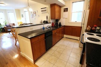 8 Caldwell Ave in Somerville, MA - Building Photo - Building Photo